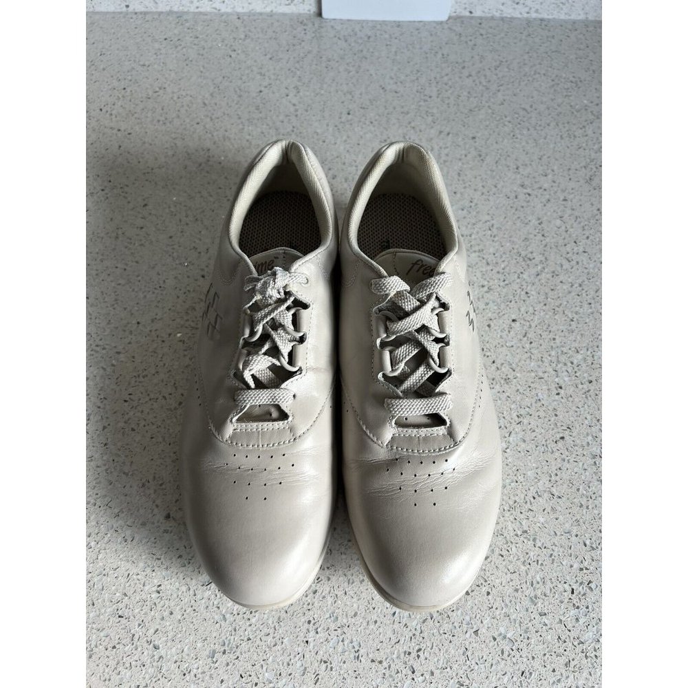 SAS Free Time Womens Tan Beige Leather Lace Up Comfort Walking Shoes Size 8.5N